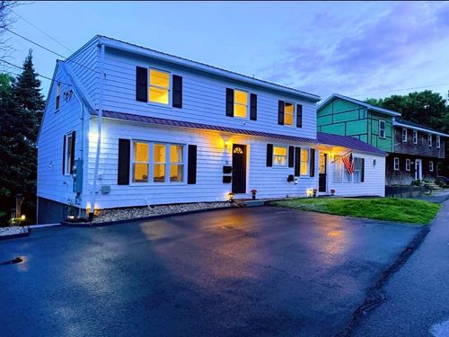 15 Watson St, Pittsfield, NH, 03263-3235 | Card Image