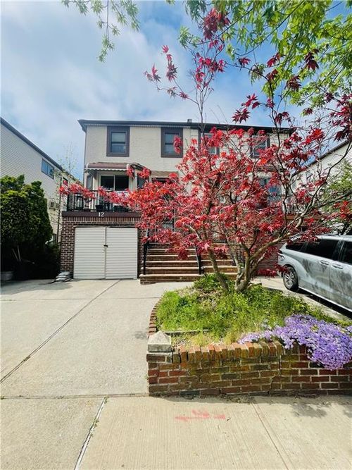 12 Kingsbridge Ave, Staten Island, NY, 10314-7217 | Card Image