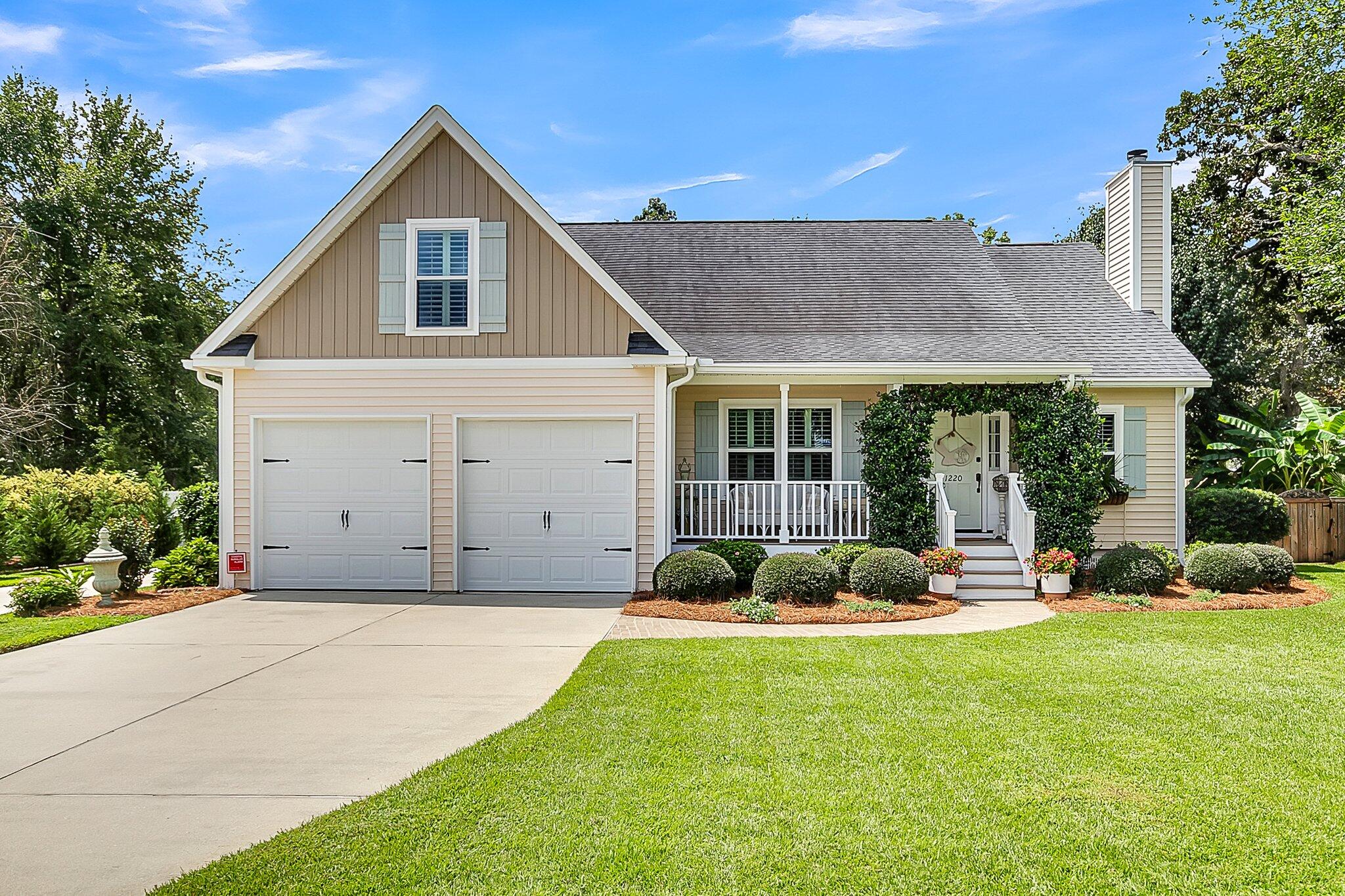 Francis Marion Cir, Moncks Corner, SC 29461