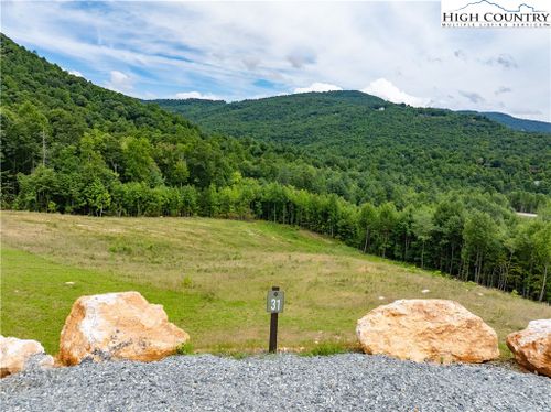 31 Cloudrest Drive, Deep Gap, NC, 28618 | Card Image