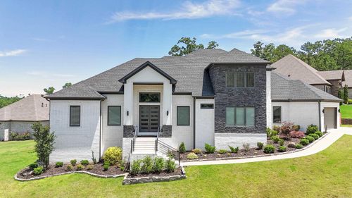 111 Eagle Ridge Dr, Maumelle, AR, 72113-7649 | Card Image