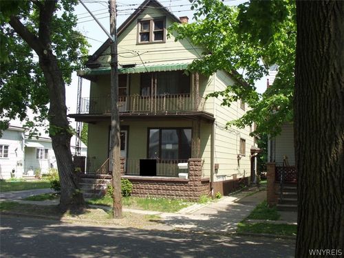 35 Weiss St, Buffalo, NY, 14206-3542 | Card Image