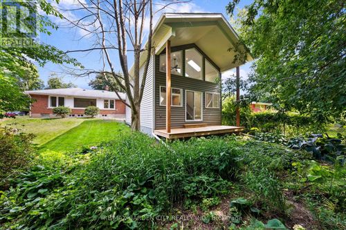 34 Kenworth Dr, Saint Catharines, ON, L2M4S2 | Card Image