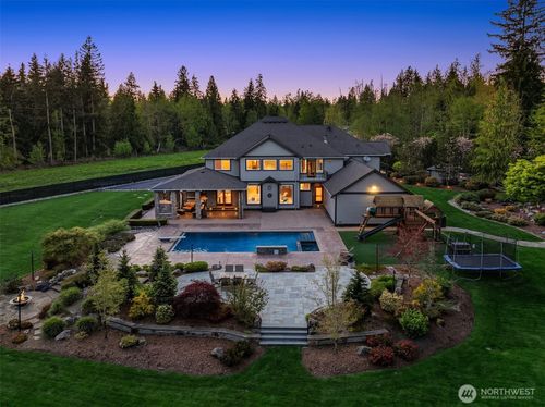 11712 84th St Ne, Lake Stevens, WA, 98258-8944 | Card Image