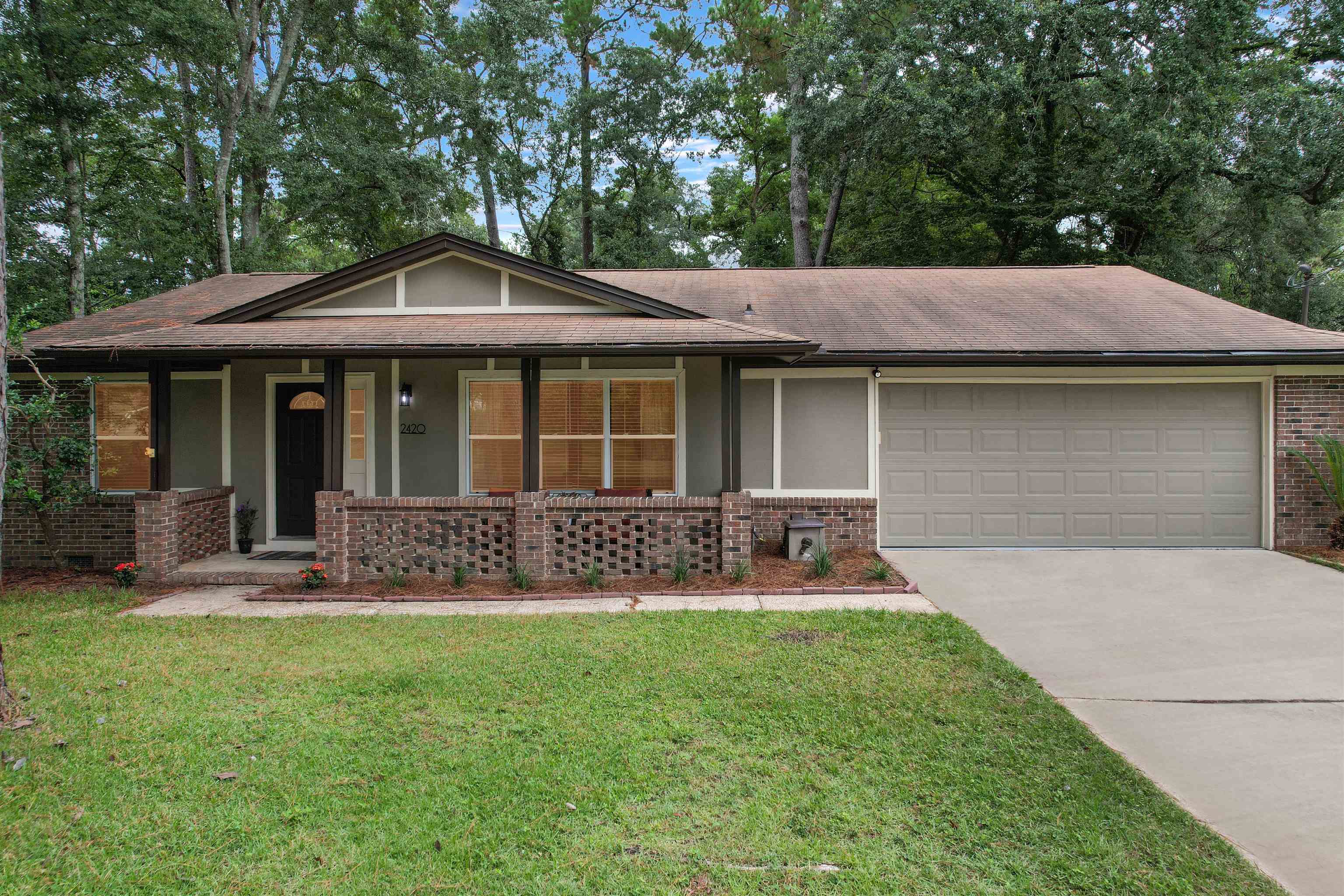 Castletower Rd, Tallahassee, FL 32301