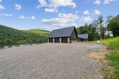 1060 Wattersonville Rd, Cowansville, PA, 16218-3216 | Card Image