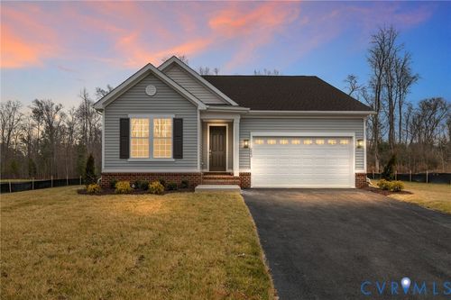 2243 Kennington Pkwy, Aylett, VA, 23009-3062 | Card Image