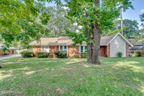 155 Post Hill Rd, Brandon, MS, 39042-2038 | Card Image