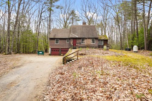 220 Riverdale Rd, New Boston, NH, 03070-4203 | Card Image