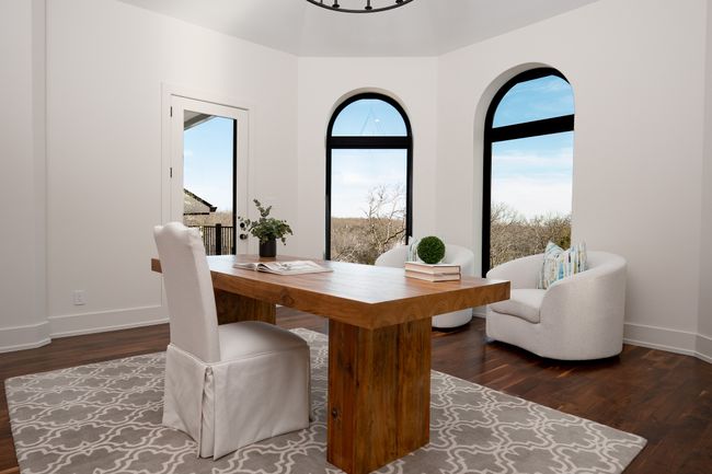 Office Located on the Second Floor | Image 27