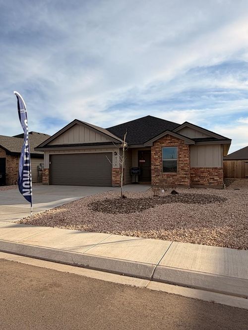 8126 E County Road 114, Midland, TX, 79706-2361 | Card Image