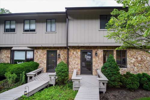 3355 Kelly Ln, Roanoke, VA, 24018-5031 | Card Image