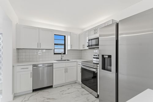 404-9233 Sw 8th St, Boca Raton, FL, 33428-6805 | Card Image