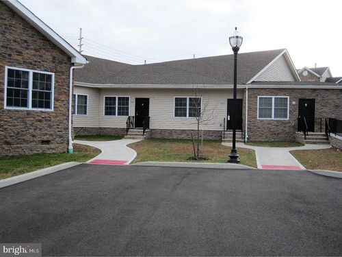 unit-d-132 William St, Hightstown, NJ, 08520-3115 | Card Image