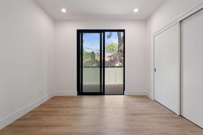 B - 2107 Maple Ave, House other with 2 bedrooms, 2 bathrooms and 1 parking in Austin TX | Image 16