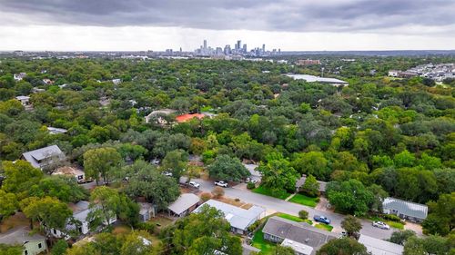 2606 Pembrook Trl, Austin, TX, 78731-5618 | Card Image