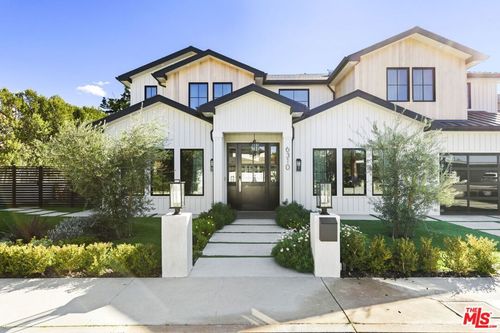 6310 Mirror Lake Dr, Los Angeles, CA, 90068-1636 | Card Image
