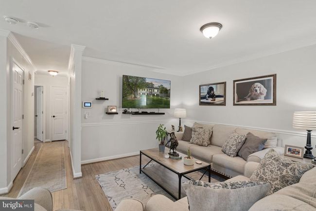 18906 White Oak Dr, House other with 4 bedrooms, 2 bathrooms and null parking in TRIANGLE VA | Image 4