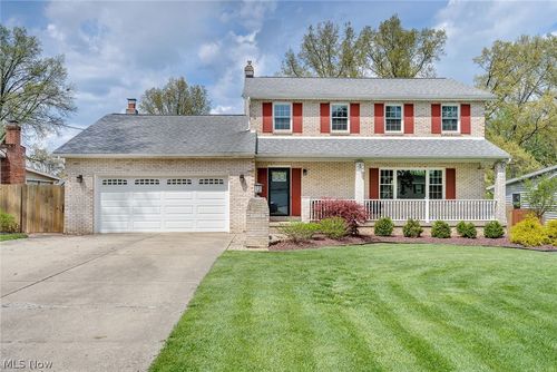 4220 Nottingham Ave, Youngstown, OH, 44511-1020 | Card Image