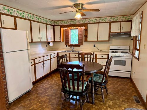 8062 Scotch Hollow Rd, Newbury, VT, 05051 | Card Image