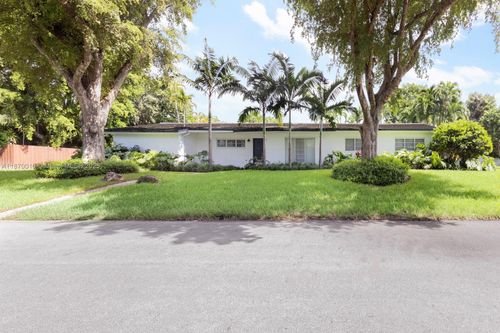 5801 Sw 100th St, Pinecrest, FL, 33156-2016 | Card Image