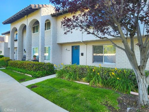 24223 La Glorita Cir, Newhall, CA, 91321-2303 | Card Image