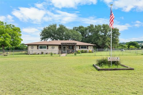 2911 Osage Rd, Gatesville, TX, 76528-2966 | Card Image