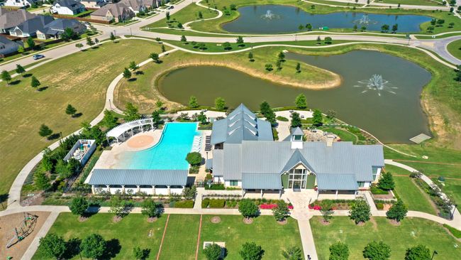 fishing lakes, playgrounds and walking trails | Image 31