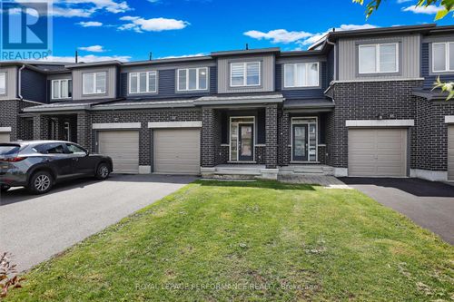 44 Gardenpost Terrace, Ottawa, ON, K4A1G8 | Card Image