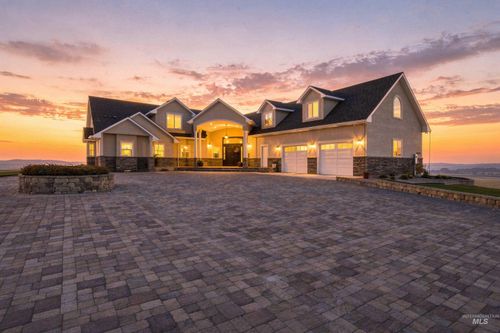 23250 Graphic Ln, Wilder, ID, 83676-5902 | Card Image