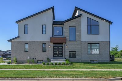 3741 Somerston Cres, House other with 5 bedrooms, 5 bathrooms and 4 parking in London ON | Image 2