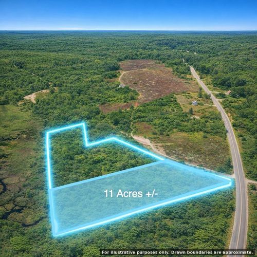 M1L15A Eastbrook Rd, Franklin, ME, 04634 | Card Image