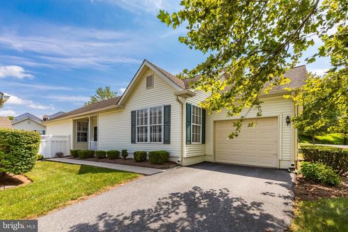 1000 N Phipps Woods Ct, GLEN MILLS, PA, 19342-2228 | Card Image