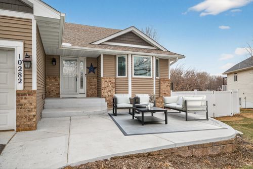 10282 Madison St Ne, Blaine, MN, 55434-4229 | Card Image