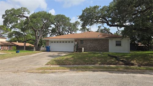 2486 Oak Park, Ingleside, TX, 78362-6102 | Card Image