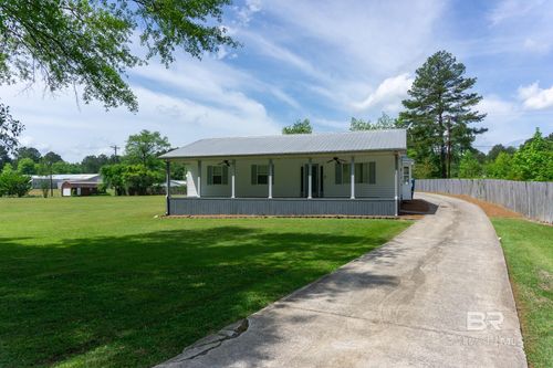 8100 Old Mount Olive Rd, Gardendale, AL, 35071-3161 | Card Image