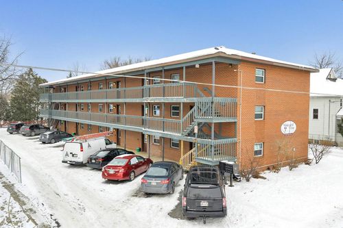 836 Vine Avenue, OSHKOSH, WI, 54901 | Card Image