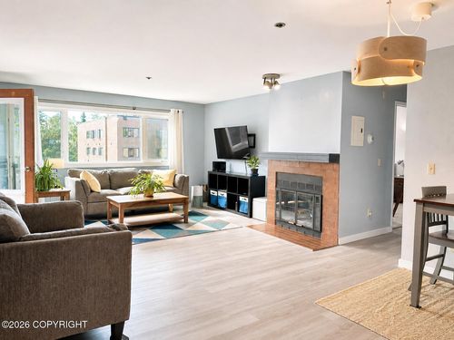 321-380 E 11th Ave, Anchorage, AK, 99501-6518 | Card Image