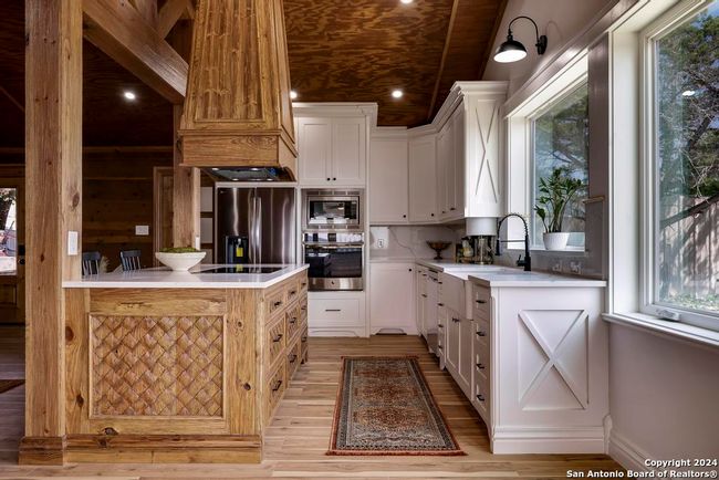111 Stoney Hills Rd, House other with 4 bedrooms, 3 bathrooms and null parking in Center Point TX | Image 19