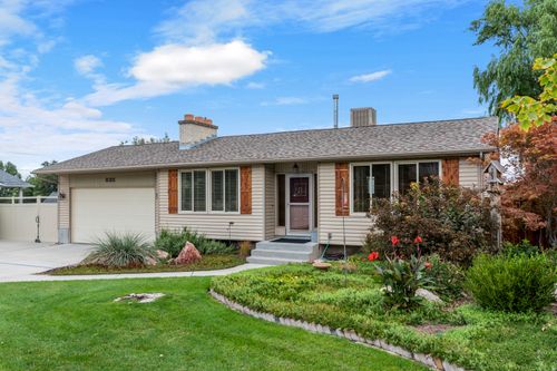 835 E Canyon Breeze Ln, Draper, UT, 84020-9532 | Card Image