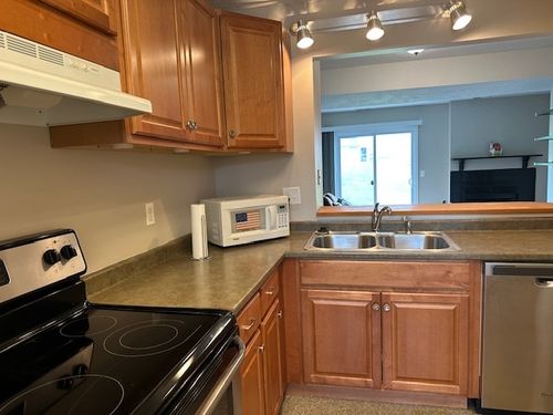 apt-85-700 N Adelaide St, Normal, IL, 61761-1553 | Card Image