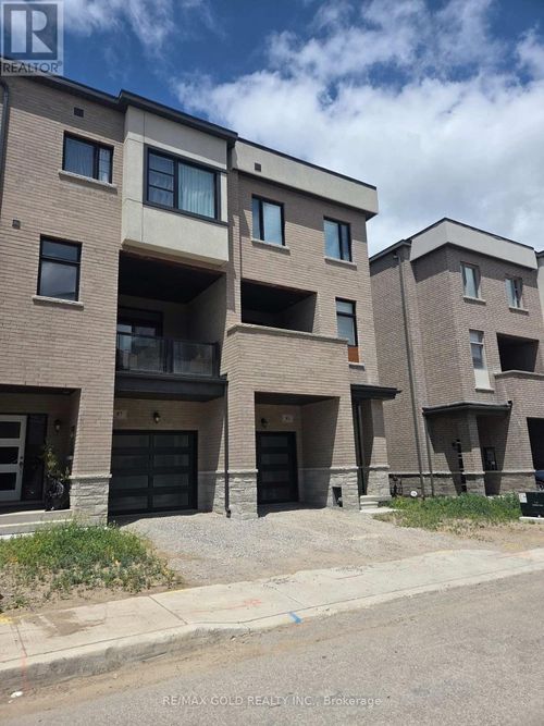 83 Inverary Crescent, Vaughan (Elder Mills), ON, L4L1A7 | Card Image