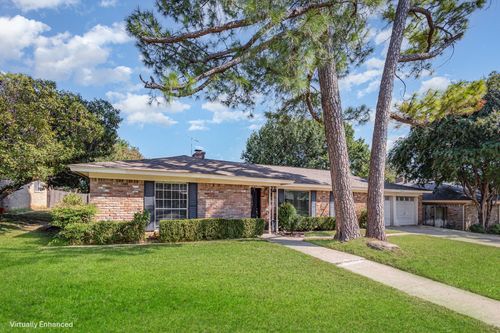 1740 Cynthia Ln, Hurst, TX, 76054-3710 | Card Image