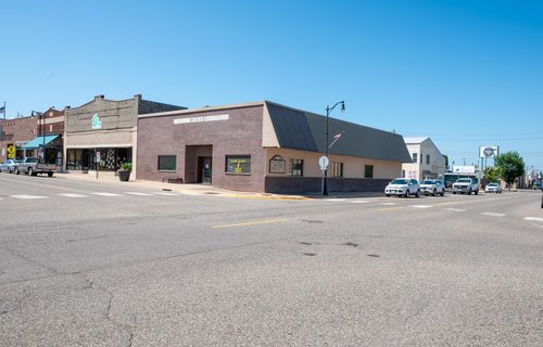 133 4th St Ne, Staples, MN, 56479-2500 | Card Image