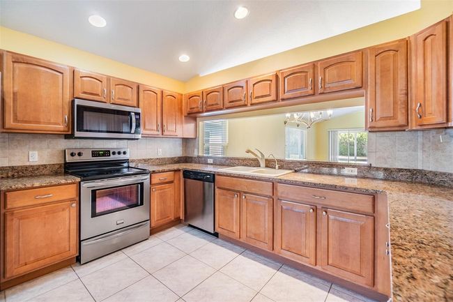 Spacious with view to great room | Image 5