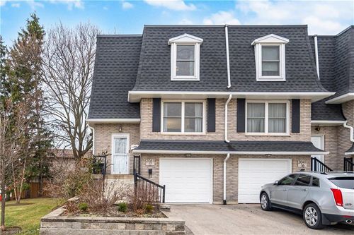 17-2041 Amherst Heights Crt, Burlington, ON, L7P3R2 | Card Image