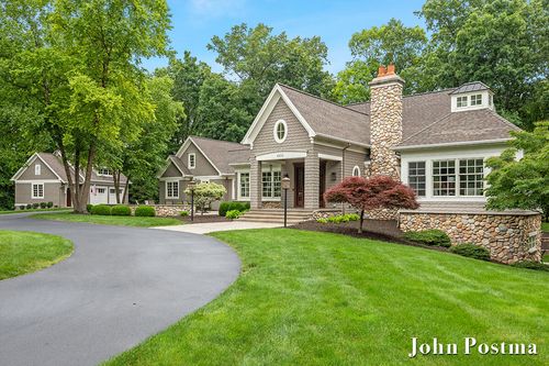 6605 Avonlea Ct Se, Grand Rapids, MI, 49546-6616 | Card Image