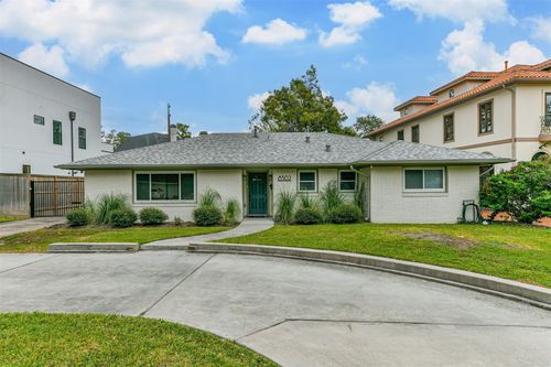 8502 Westview Dr, Houston, TX, 77055-4817 | Card Image