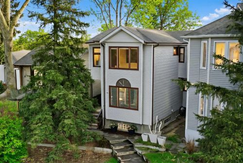 1629 29 Ave Sw, Calgary, AB, T2T1M6 | Card Image