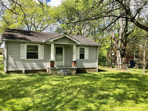 147 Two Mile Pike, Goodlettsville, TN, 37072-1823 | Card Image